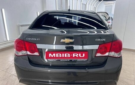 Chevrolet Cruze II, 2014 год, 998 000 рублей, 3 фотография