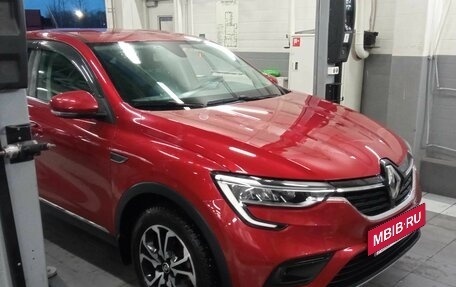Renault Arkana I, 2021 год, 1 733 000 рублей, 2 фотография