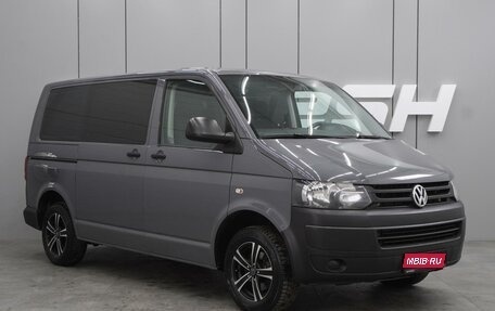 Volkswagen Caravelle T5, 2013 год, 2 149 000 рублей, 1 фотография