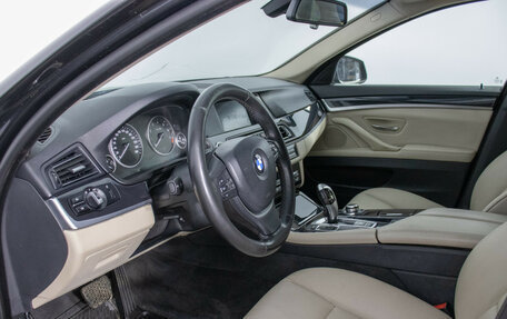 BMW 5 серия, 2012 год, 1 290 000 рублей, 10 фотография