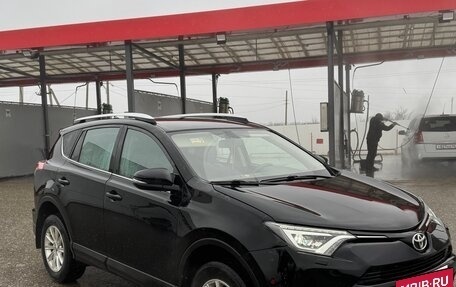 Toyota RAV4, 2019 год, 2 550 000 рублей, 2 фотография