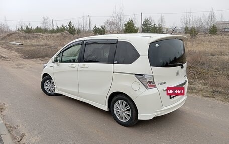 Honda Freed I, 2012 год, 1 350 000 рублей, 9 фотография