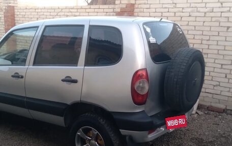 Chevrolet Niva I рестайлинг, 2004 год, 370 000 рублей, 6 фотография