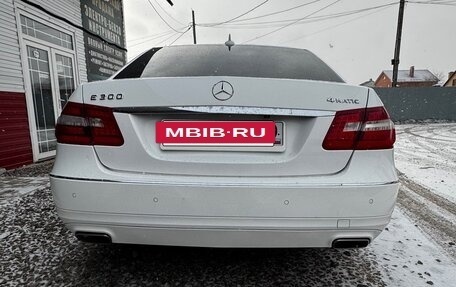 Mercedes-Benz E-Класс, 2012 год, 1 650 000 рублей, 3 фотография