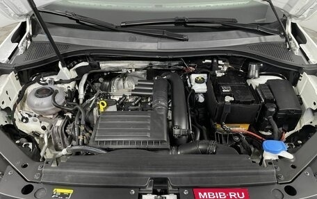 Volkswagen Tiguan II, 2018 год, 2 390 000 рублей, 17 фотография