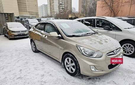 Hyundai Solaris II рестайлинг, 2013 год, 1 050 000 рублей, 3 фотография