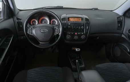 KIA cee'd I рестайлинг, 2008 год, 769 000 рублей, 6 фотография