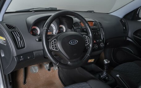 KIA cee'd I рестайлинг, 2008 год, 769 000 рублей, 12 фотография