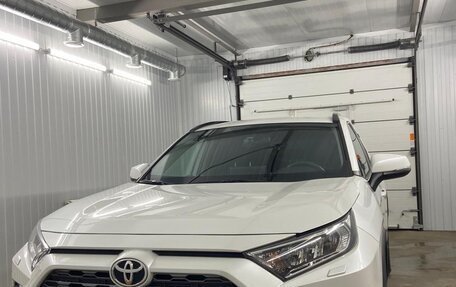 Toyota RAV4, 2020 год, 4 100 000 рублей, 1 фотография