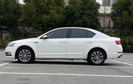 Skoda Octavia, 2021 год, 1 353 000 рублей, 8 фотография