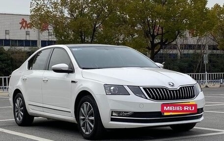 Skoda Octavia, 2021 год, 1 353 000 рублей, 3 фотография