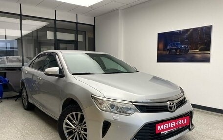 Toyota Camry, 2016 год, 2 250 000 рублей, 3 фотография