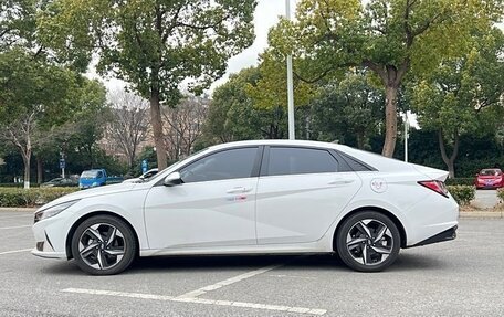 Hyundai Elantra, 2021 год, 1 175 000 рублей, 4 фотография