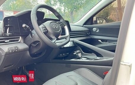 Hyundai Elantra, 2021 год, 1 175 000 рублей, 8 фотография
