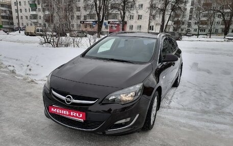 Opel Astra J, 2014 год, 1 100 000 рублей, 2 фотография