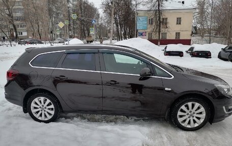 Opel Astra J, 2014 год, 1 100 000 рублей, 4 фотография