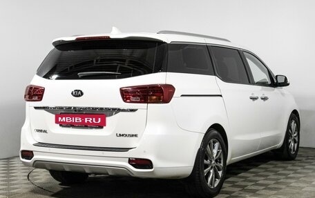 KIA Carnival III, 2018 год, 3 750 000 рублей, 5 фотография