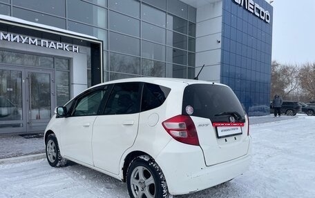 Honda Fit III, 2008 год, 650 000 рублей, 6 фотография