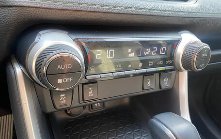 Toyota RAV4, 2022 год, 2 515 000 рублей, 16 фотография