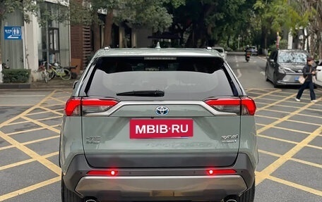 Toyota RAV4, 2021 год, 2 815 000 рублей, 5 фотография