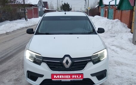 Renault Logan II, 2019 год, 650 000 рублей, 1 фотография