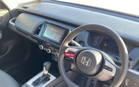 Honda Fit, 2020 год, 1 480 000 рублей, 31 фотография
