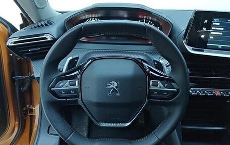 Peugeot 2008 II, 2022 год, 1 298 000 рублей, 7 фотография