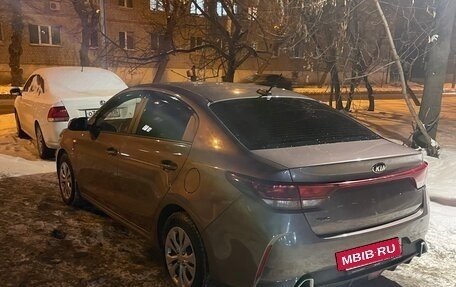 KIA Rio IV, 2021 год, 1 350 000 рублей, 2 фотография