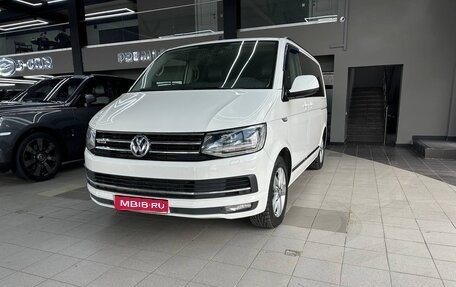 Volkswagen Multivan T6 рестайлинг, 2019 год, 4 600 000 рублей, 1 фотография