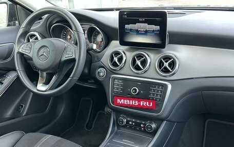 Mercedes-Benz GLA, 2019 год, 2 749 000 рублей, 13 фотография