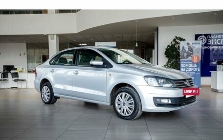 Volkswagen Polo VI (EU Market), 2018 год, 1 300 000 рублей, 3 фотография