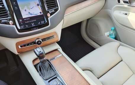 Volvo XC90 II рестайлинг, 2018 год, 3 999 999 рублей, 11 фотография