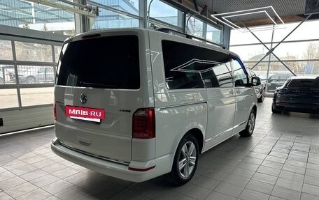 Volkswagen Multivan T6 рестайлинг, 2019 год, 4 600 000 рублей, 6 фотография