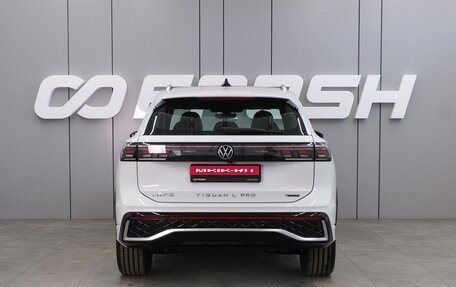 Volkswagen Tiguan II, 2024 год, 5 099 000 рублей, 4 фотография