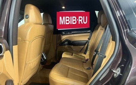 Porsche Cayenne III, 2014 год, 2 650 000 рублей, 17 фотография