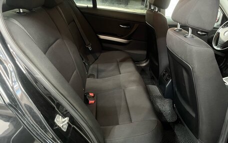BMW 3 серия, 2011 год, 1 147 000 рублей, 15 фотография
