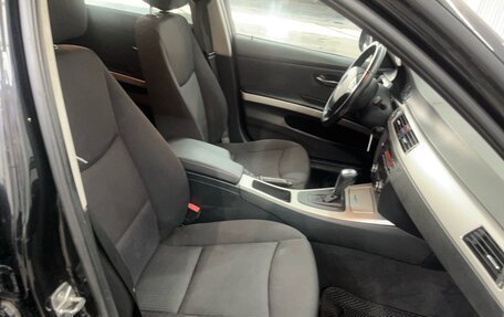 BMW 3 серия, 2011 год, 1 147 000 рублей, 14 фотография