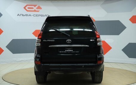 Toyota Land Cruiser Prado 120 рестайлинг, 2005 год, 1 890 000 рублей, 6 фотография