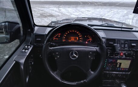 Mercedes-Benz G-Класс W463 рестайлинг _ii, 2001 год, 2 600 000 рублей, 21 фотография