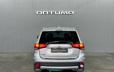 Mitsubishi Outlander III рестайлинг 3, 2018 год, 2 247 000 рублей, 6 фотография