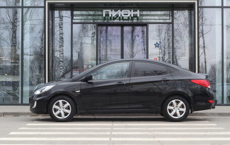 Hyundai Solaris II рестайлинг, 2012 год, 700 000 рублей, 2 фотография