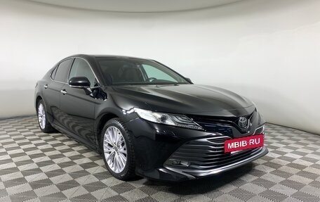 Toyota Camry, 2020 год, 3 300 000 рублей, 3 фотография