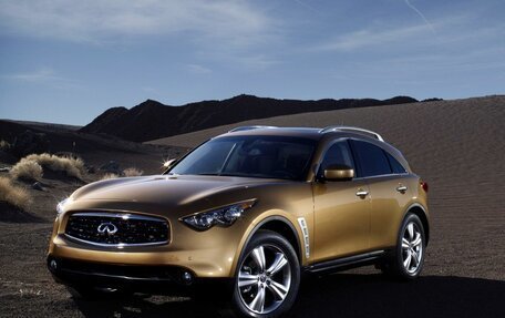 Infiniti FX II, 2010 год, 1 350 000 рублей, 1 фотография