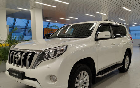 Toyota Land Cruiser Prado 150 рестайлинг 2, 2014 год, 3 580 000 рублей, 1 фотография