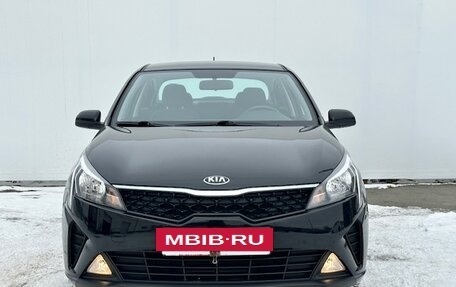 KIA Rio IV, 2020 год, 1 750 000 рублей, 2 фотография