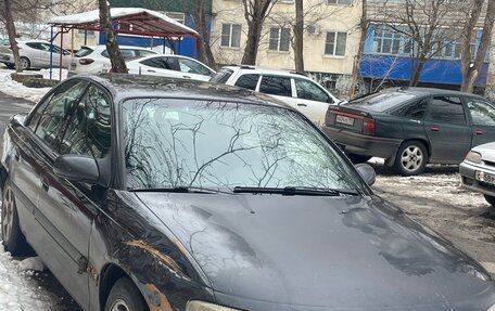 Opel Omega B, 1996 год, 127 000 рублей, 3 фотография