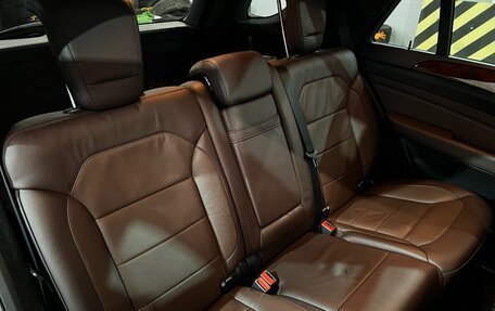 Mercedes-Benz M-Класс, 2011 год, 2 035 000 рублей, 11 фотография