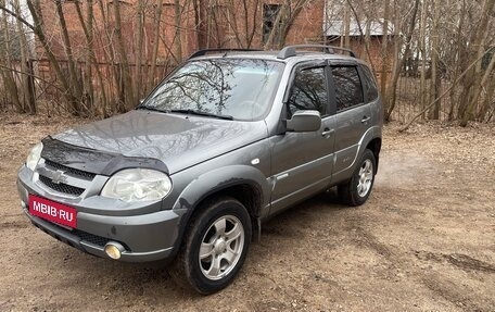 Chevrolet Niva I рестайлинг, 2011 год, 570 000 рублей, 1 фотография