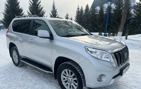 Toyota Land Cruiser Prado 150 рестайлинг 2, 2014 год, 3 450 000 рублей, 5 фотография