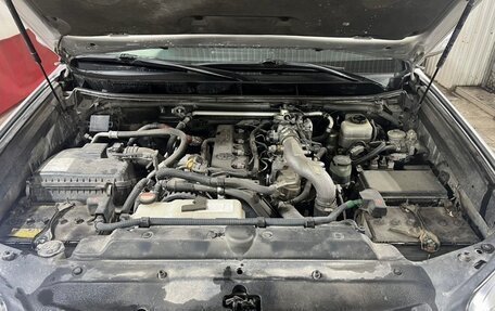 Toyota Land Cruiser Prado 150 рестайлинг 2, 2014 год, 3 450 000 рублей, 19 фотография